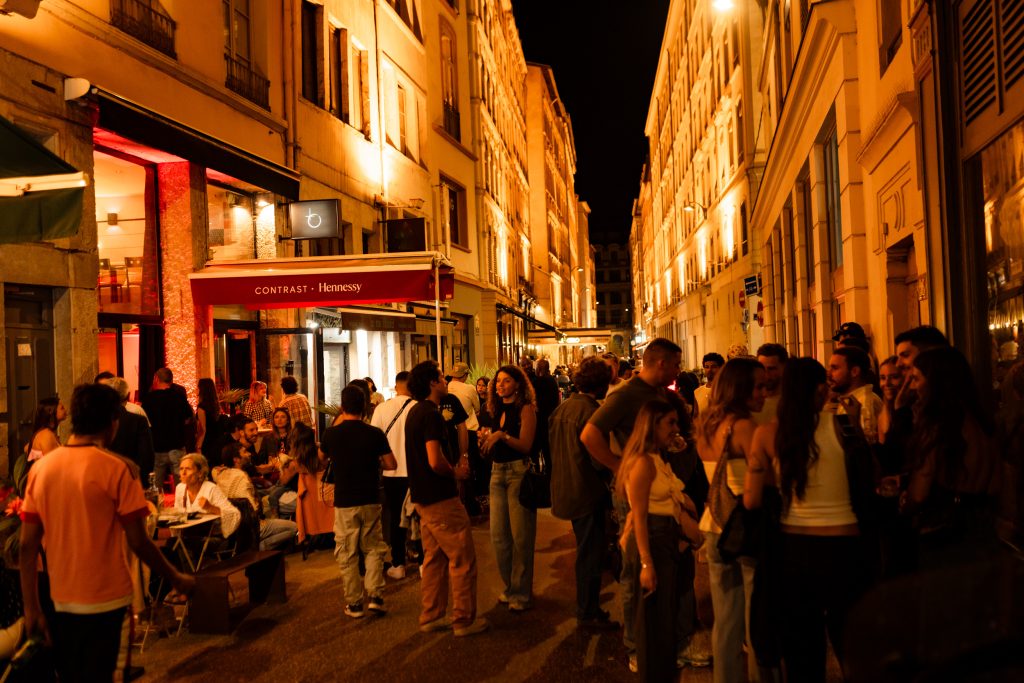 Soirée privatisée au Contrast, bar à cocktails à Lyon